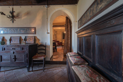 Palazzo storico in vendita a Vico nel Lazio