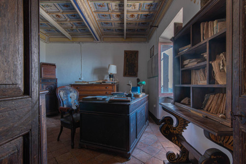 Palazzo storico in vendita a Vico nel Lazio