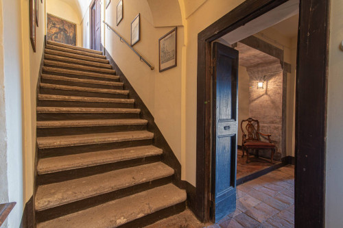 Palazzo storico in vendita a Vico nel Lazio