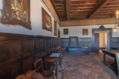 Palazzo storico in vendita a Vico nel Lazio