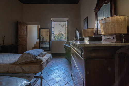 Palazzo storico in vendita a Vico nel Lazio