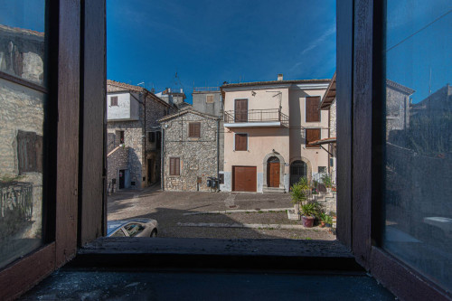 Palazzo storico in vendita a Vico nel Lazio