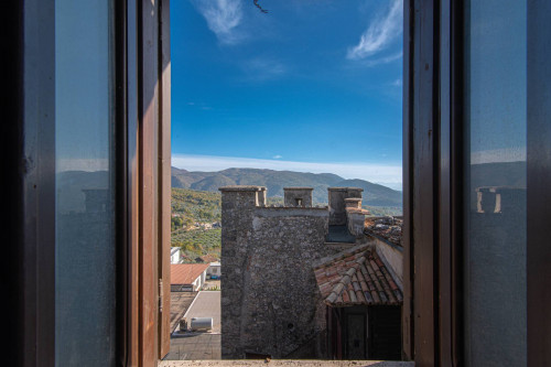 Palazzo storico in vendita a Vico nel Lazio
