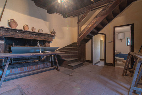 Palazzo storico in vendita a Vico nel Lazio