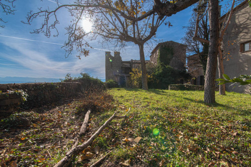 Palazzo storico in vendita a Vico nel Lazio