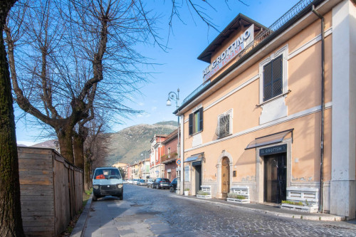 Attività commerciale in vendita a Sora