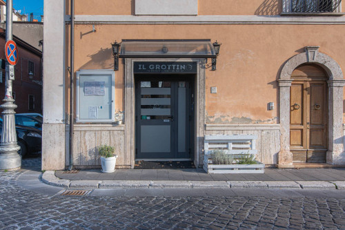 Attività commerciale in vendita a Sora