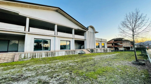 Palazzo intero stabile in vendita a Arce