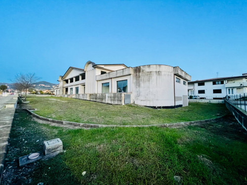Palazzo intero stabile in vendita a Arce