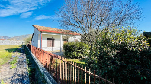 Casa indipendente in vendita a Roccasecca