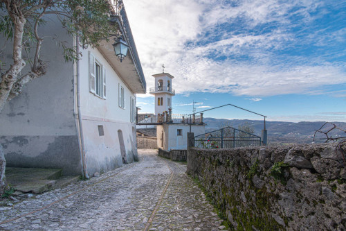 Palazzo storico in vendita a Posta Fibreno
