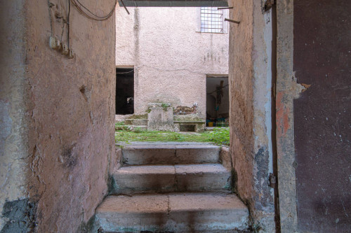 Palazzo storico in vendita a Posta Fibreno