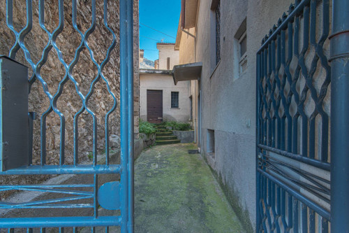 Palazzo storico in vendita a Posta Fibreno