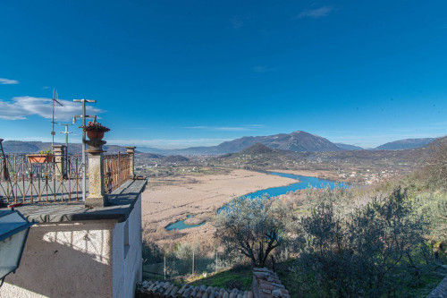 Palazzo storico in vendita a Posta Fibreno
