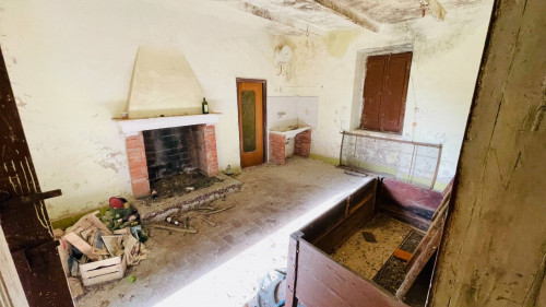 Casale di campagna in vendita a Roccasecca