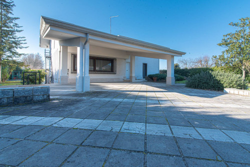 Villa for sale in Roccasecca