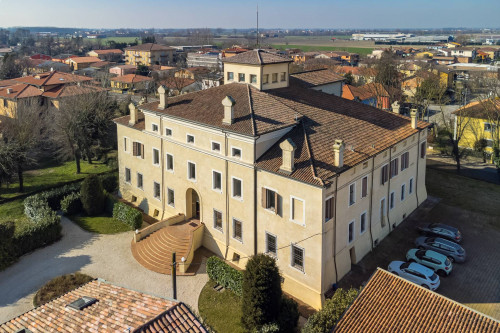 Abitazioni tipiche storiche in vendita a Gonzaga