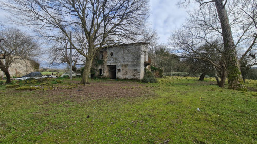 farmhouse for sale in Aquino