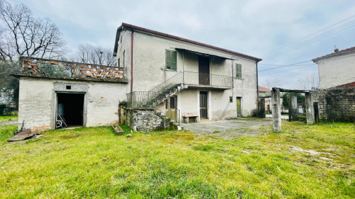 Casale di campagna in vendita a Roccasecca