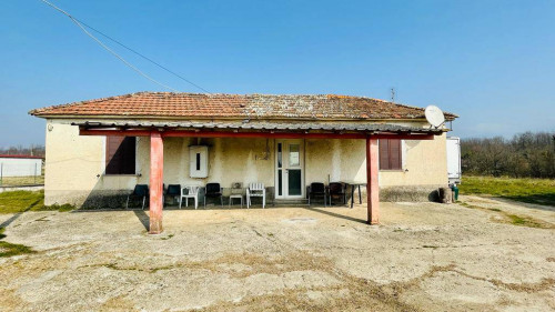 farmhouse for sale in Colfelice