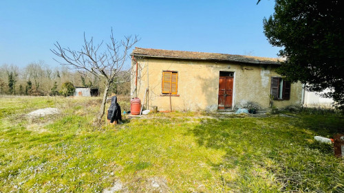 Rudere in vendita a Arce