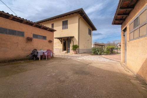 Casale di campagna in vendita a Ceprano