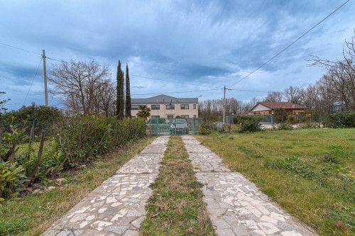 Casale di campagna in vendita a Ceprano