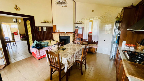 detached house for sale in Colfelice