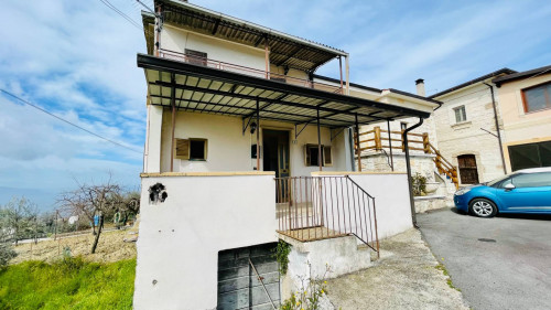 detached house for sale in Rocca d'Arce