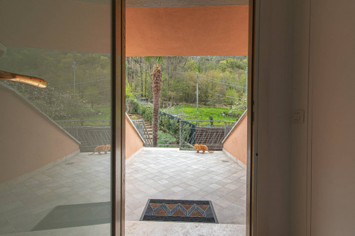 Villa for sale in Atina