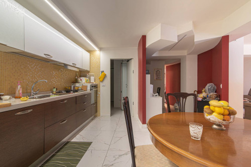 Villa for sale in Atina