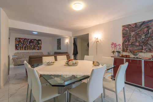 Villa for sale in Atina