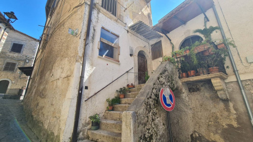 Abitazioni tipiche storiche in vendita a Arce