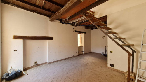 Abitazioni tipiche storiche in vendita a Arce
