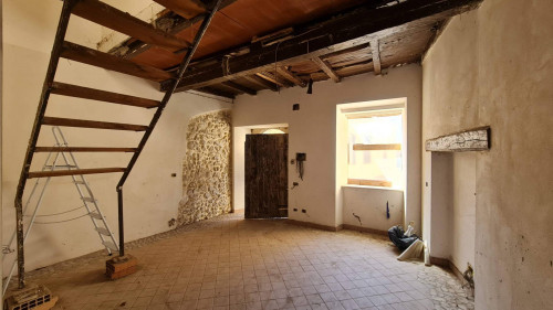 Abitazioni tipiche storiche in vendita a Arce