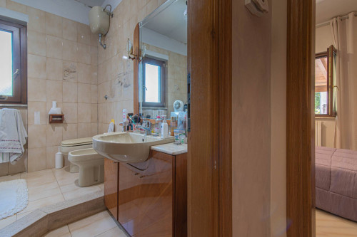 detached house for sale in Cassino