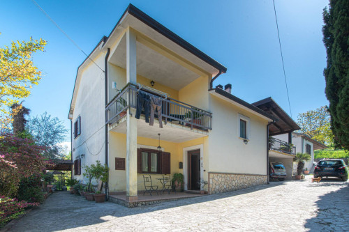 detached house for sale in Cassino