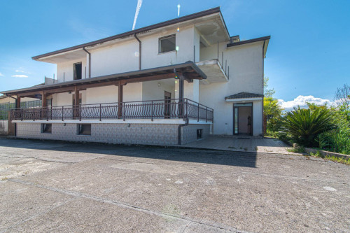 detached house for sale in Roccasecca
