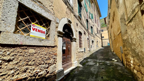 Palazzo storico in vendita a Arpino