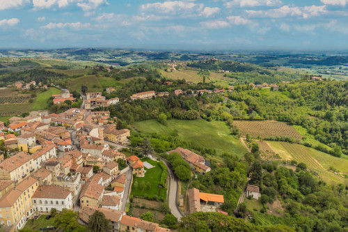 Palazzo storico in vendita a Vignale Monferrato