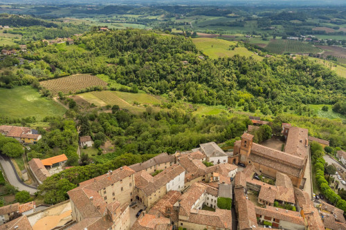 Palazzo storico in vendita a Vignale Monferrato