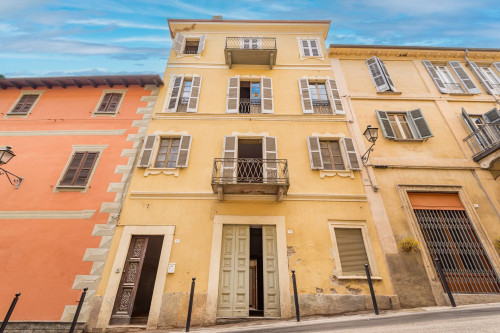 Palazzo storico in vendita a Vignale Monferrato