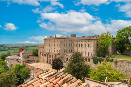 Palazzo storico in vendita a Vignale Monferrato