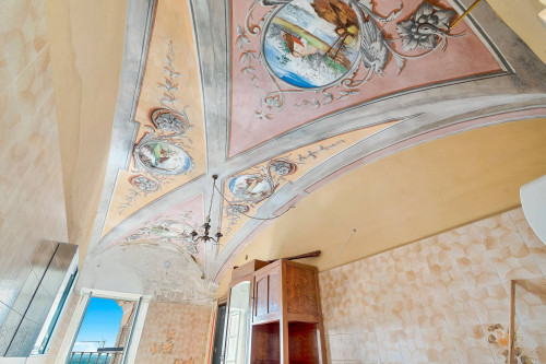 Palazzo storico in vendita a Vignale Monferrato