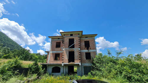 Rustico in vendita a Pico