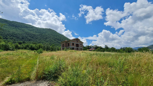Rustico in vendita a Pico