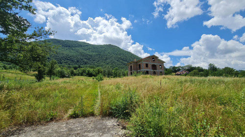 Rustico in vendita a Pico