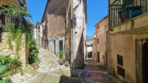 Abitazioni tipiche storiche in vendita a Prossedi