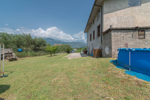 Villa bifamiliare in vendita a Cassino