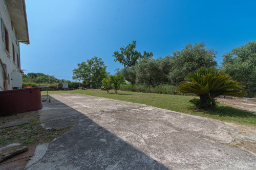 Villa bifamiliare in vendita a Cassino